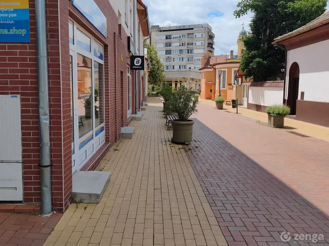 Eladó lakás Szentes 48 nm