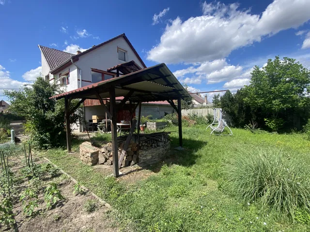 Eladó ház Hatvan, Újhatvan 144 nm