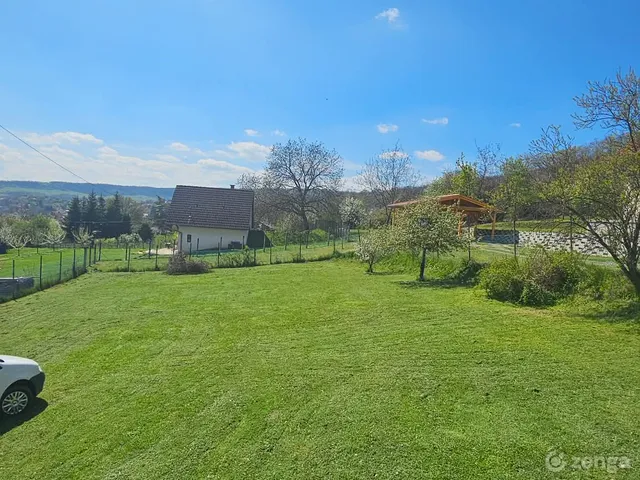 Eladó ház Pécs, Vasas 61 nm