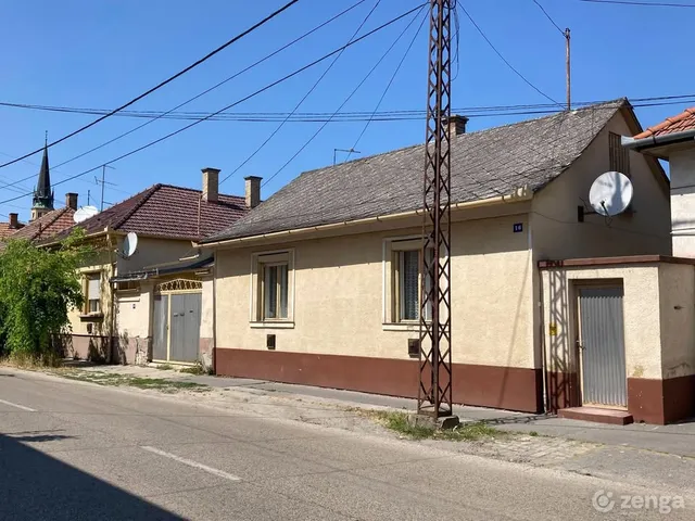 Eladó ház Cegléd 64 nm