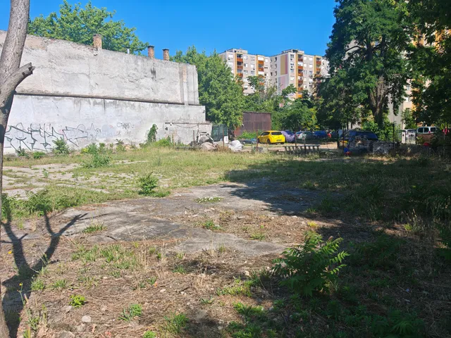 Eladó telek Budapest IV. kerület, Újpest, Árpád út 152 639 nm