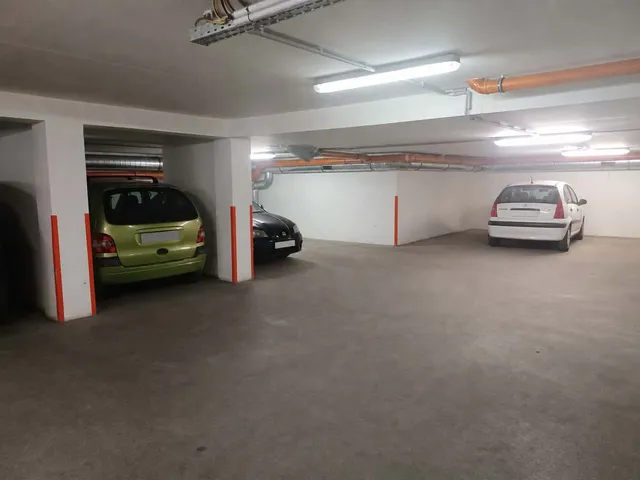 Eladó garázs Győr, Belváros 13 nm