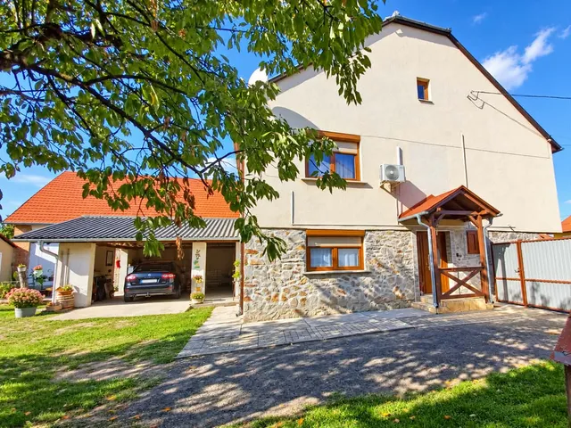 Eladó ház Vitnyéd 180 nm