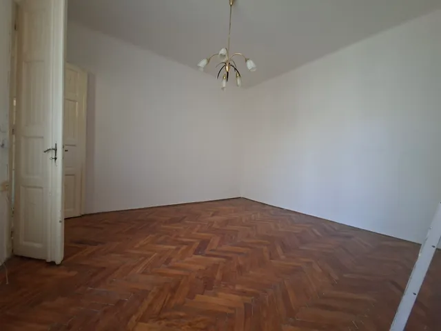 Eladó lakás Budapest VI. kerület 58 nm