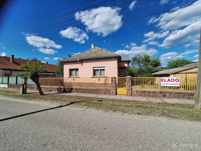Eladó ház Monor 118 nm