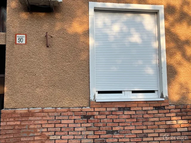 Eladó lakás Budapest XV. kerület, PÁZMÁNY PÉTER 90 38 nm