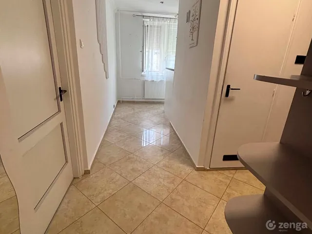 Eladó lakás Kecskemét, Hunyadiváros 57 nm