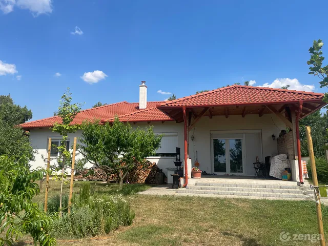 Eladó ház Százhalombatta, Óváros 130 nm