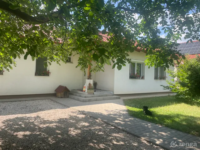 Eladó ház Százhalombatta, Óváros, Lehel utca 30 130 nm