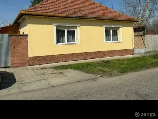 Eladó ház Cegléd 96 nm