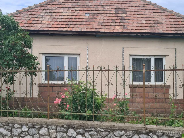 Eladó ház Mezőszemere 100 nm