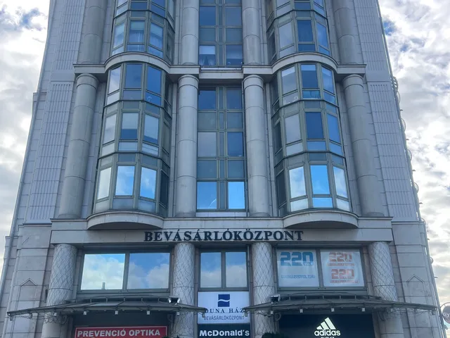 Kiadó kereskedelmi és ipari ingatlan Budapest IX. kerület, Középső Ferencváros 14 nm