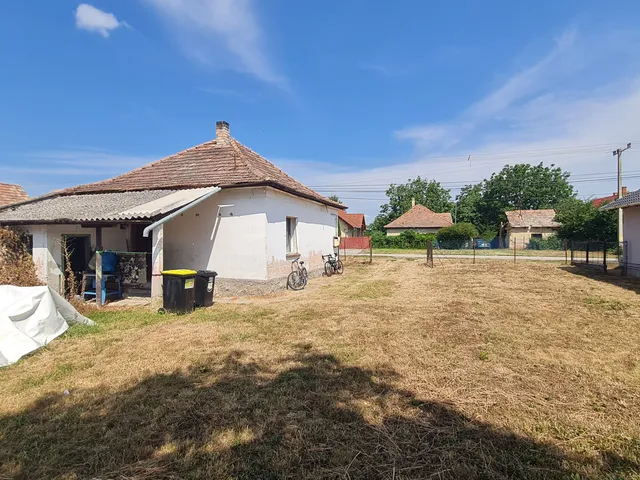 Eladó ház Ságvár, Ságvár, Rákóczi Ferenc utca 14. 70 nm