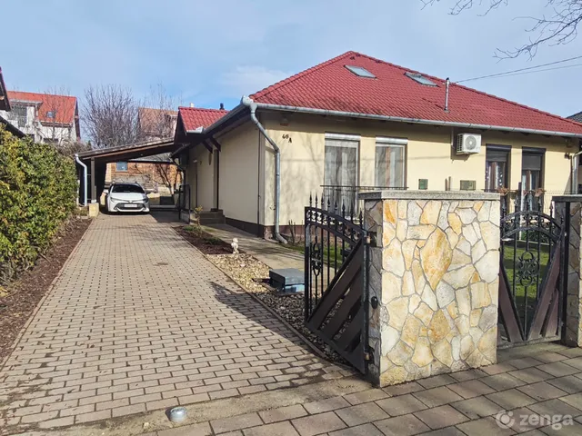 Eladó ház Pécel, Csatáridűlő 96 nm