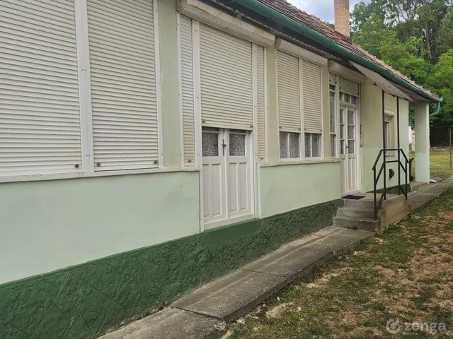 Eladó ház Úri 70 nm