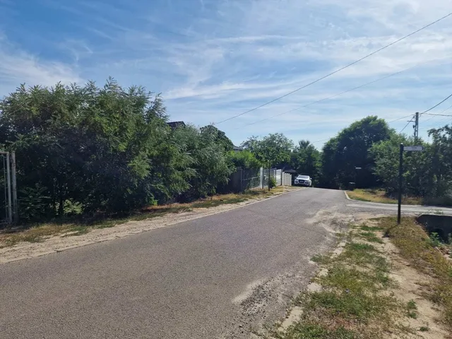 Eladó telek Sülysáp, Sándor utca 3 700 nm