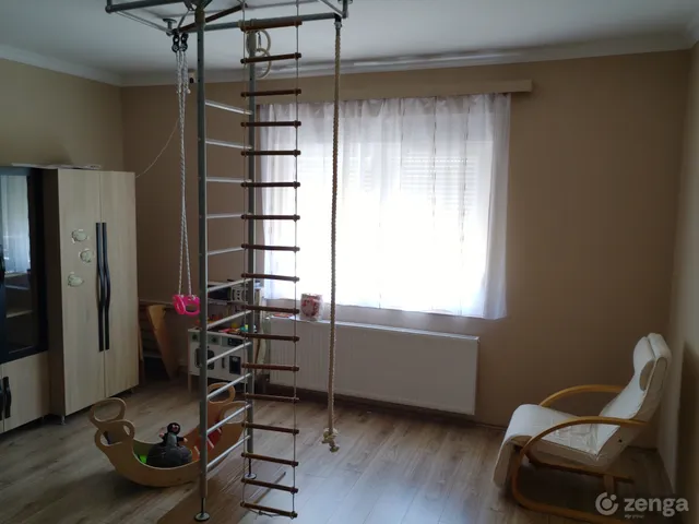 Eladó ház Kerkaszentkirály, Béke utca 41 110 nm