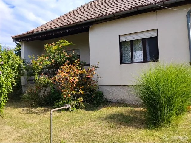 Eladó ház Kazár 93 nm