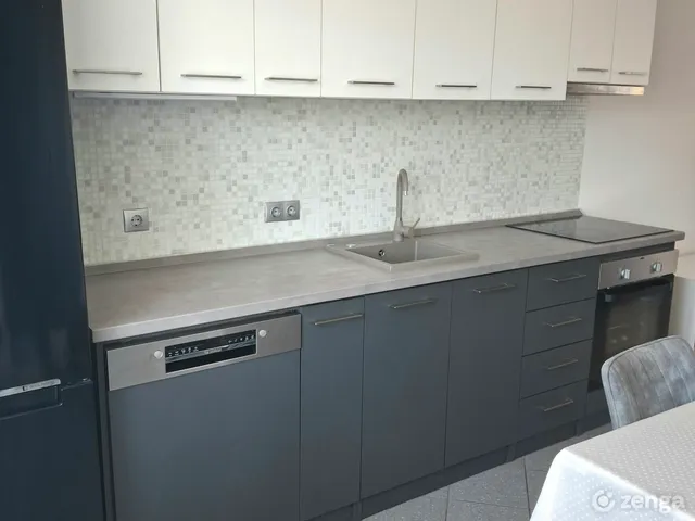 Eladó lakás Kecskemét, Műkertváros, Borostyán utca 8/b 88 nm