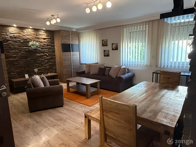 Kiadó lakás Debrecen, Belváros 80 nm