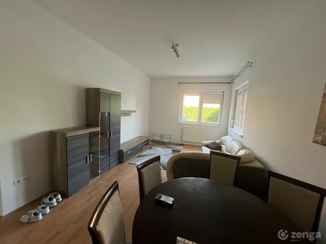 Kiadó lakás Debrecen, Egyetemváros 56 nm