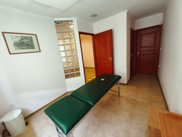 Eladó kereskedelmi és ipari ingatlan Dombóvár 90 nm
