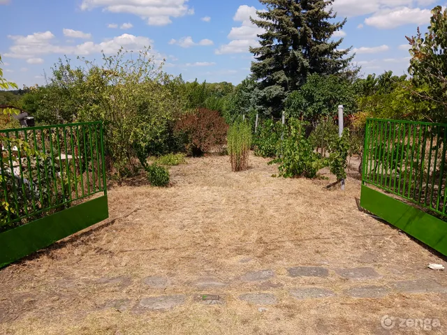 Eladó telek Dunaújváros, Újtelep, Császár tanyák utca 720 nm