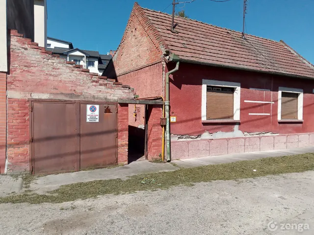 Eladó ház Szolnok, Belváros 125 nm