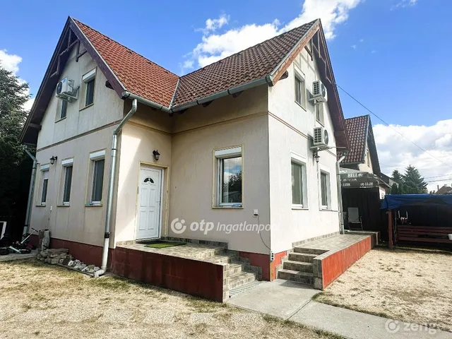 Eladó ház Üllő 137 nm