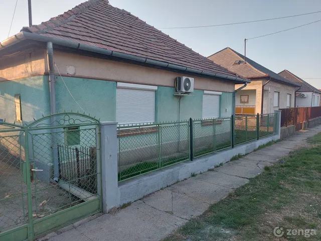 Eladó ház Ercsi 56 nm