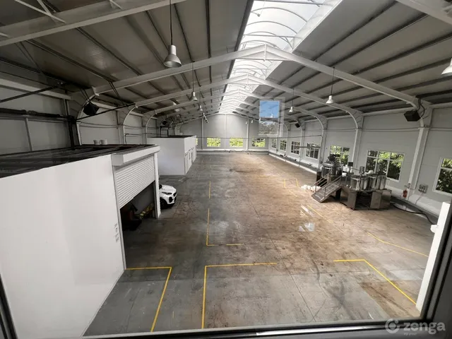Kiadó kereskedelmi és ipari ingatlan Miskolc, Vasgyár, Kerpely Antal utca 35. 990 nm