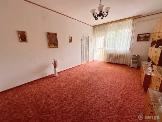 Eladó lakás Veszprém, Jutasi úti lakótelep 52 nm