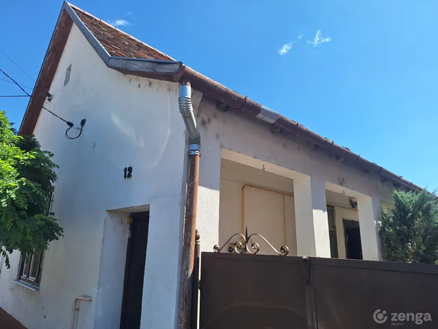 Eladó ház Székesfehérvár, Fátra utca 12. 59 nm