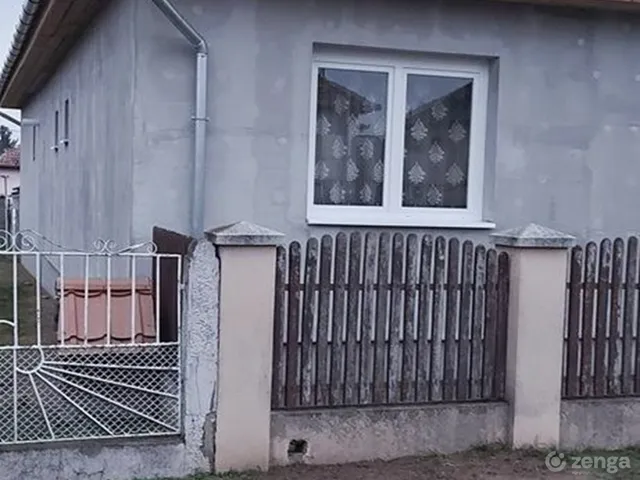 Eladó ház Mátészalka, Keleti lakótelep 120 nm