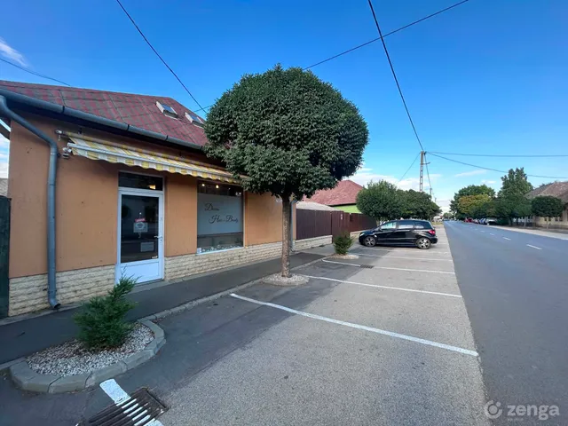 Eladó ház Szarvas 130 nm