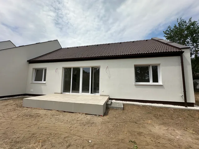 Eladó ház Veresegyház, Revetek 90 nm