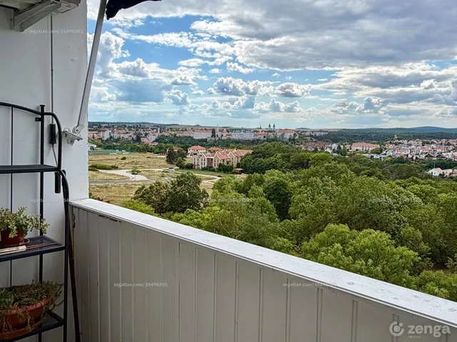 Eladó lakás Veszprém, Jutasi úti lakótelep 64 nm