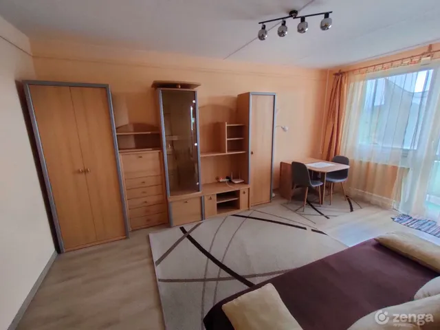 Kiadó lakás Miskolc, Avas 28 nm