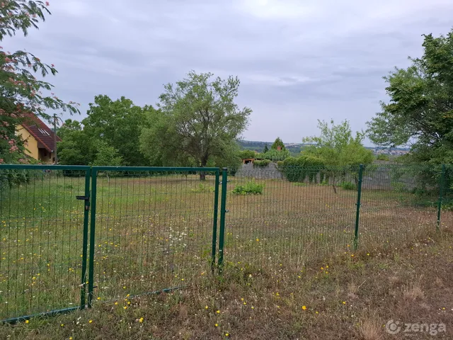 Eladó telek Keszthely, Kertváros 1271 nm