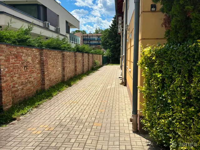 Eladó lakás Debrecen, Vargakert 64 nm