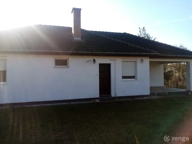 Eladó ház Hajdúsámson 137 nm