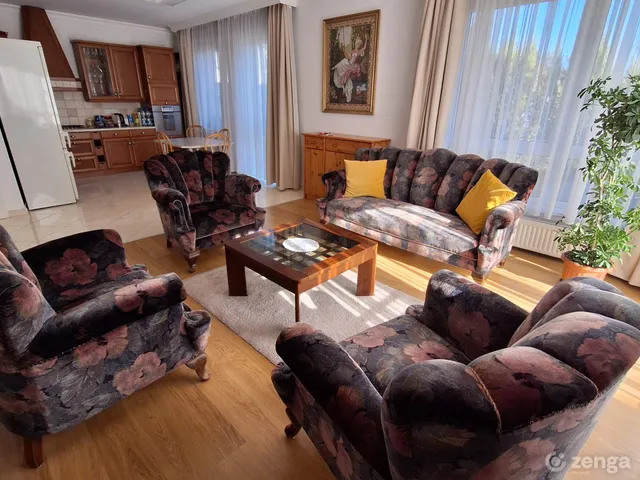 Kiadó ház Győr 120 nm