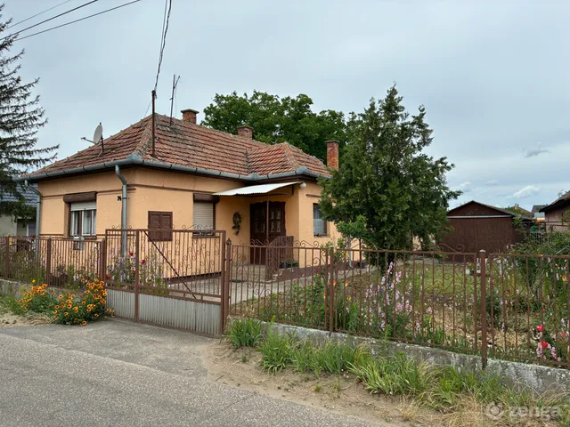 Eladó ház Hosszúpályi, Damjanich utca 56 nm