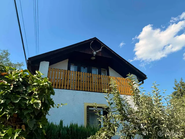 Eladó ház Ábrahámhegy 120 nm