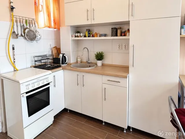 Eladó lakás Debrecen, Dobozi lakótelep 28 nm