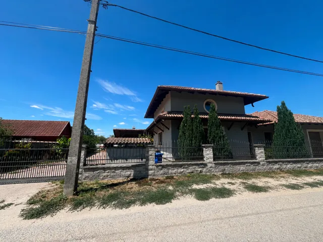 Eladó ház Ráckeve 143 nm