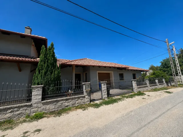Eladó ház Ráckeve 143 nm