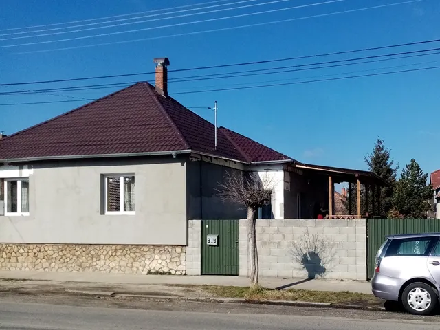 Eladó ház Pápa, Alsóváros 143 nm