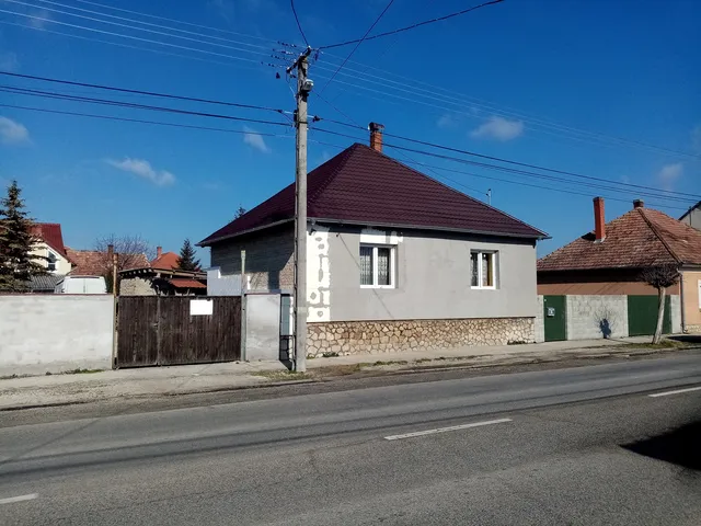 Eladó ház Pápa, Alsóváros 143 nm
