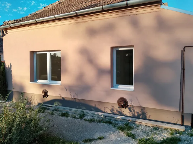 Eladó ház Pápa, Borsosgyőr 102 nm